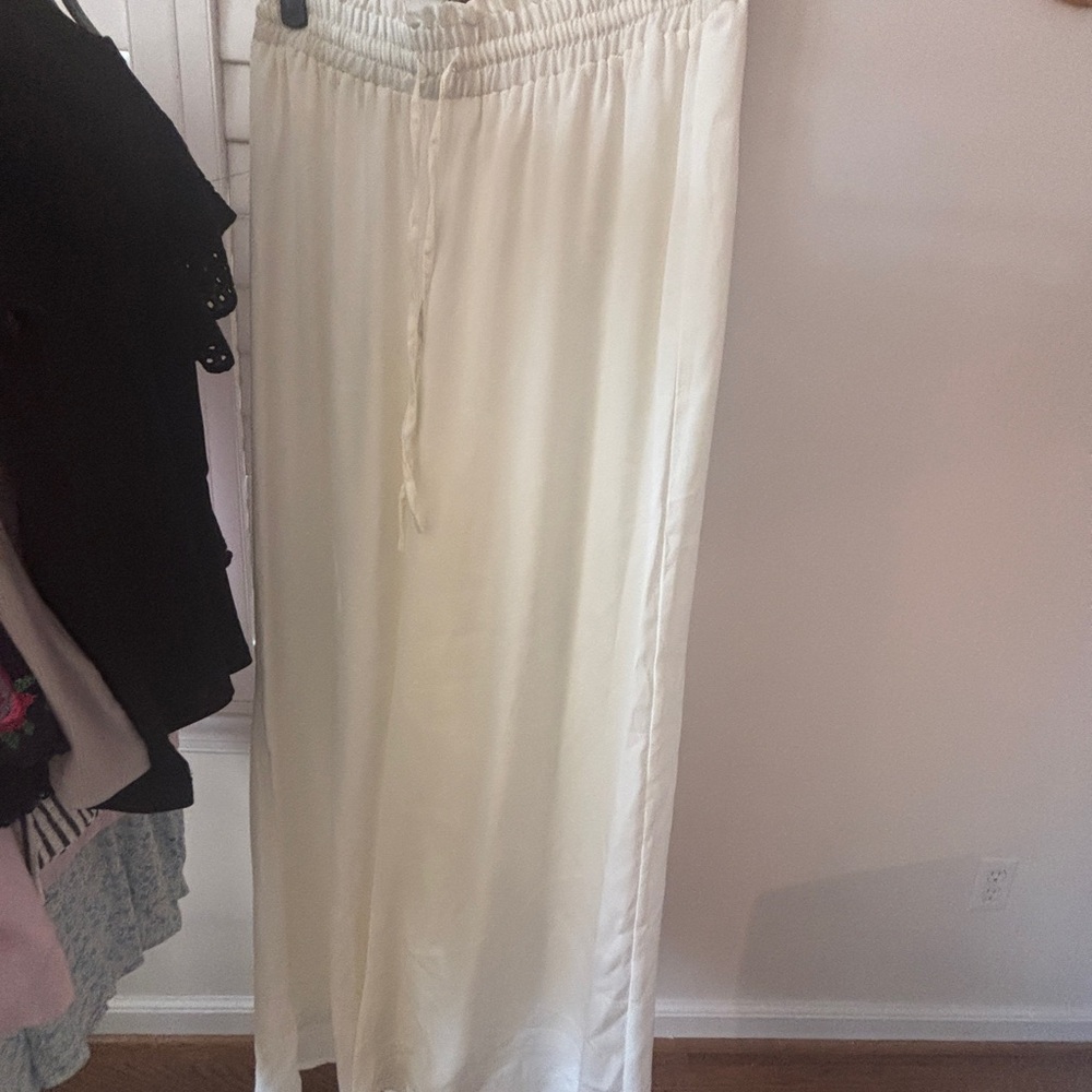 Summersalt White Ruffled Skirt